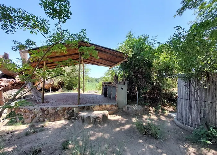Mobola Island Lodge